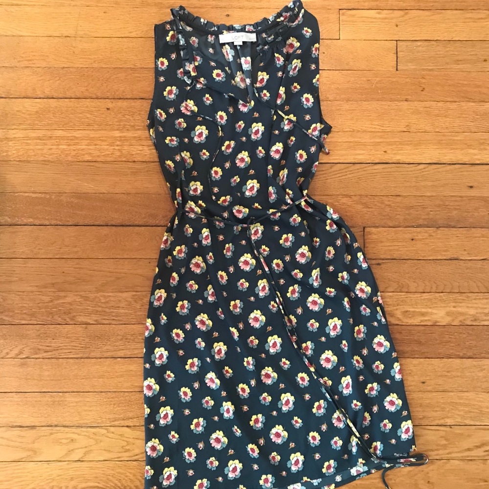 LOFT light and airy floral summer dress